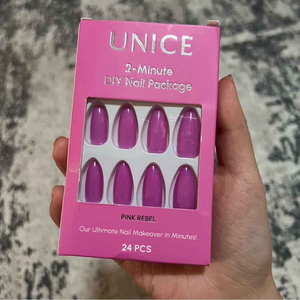 UNice 2-Minute DIY Nail Package Feb sale